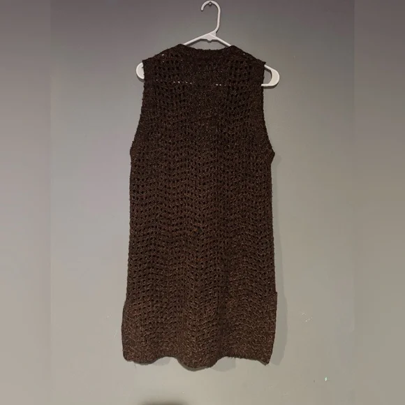 Chunky Brown Knit Vest with Textured Pattern - Picture 7 of 7